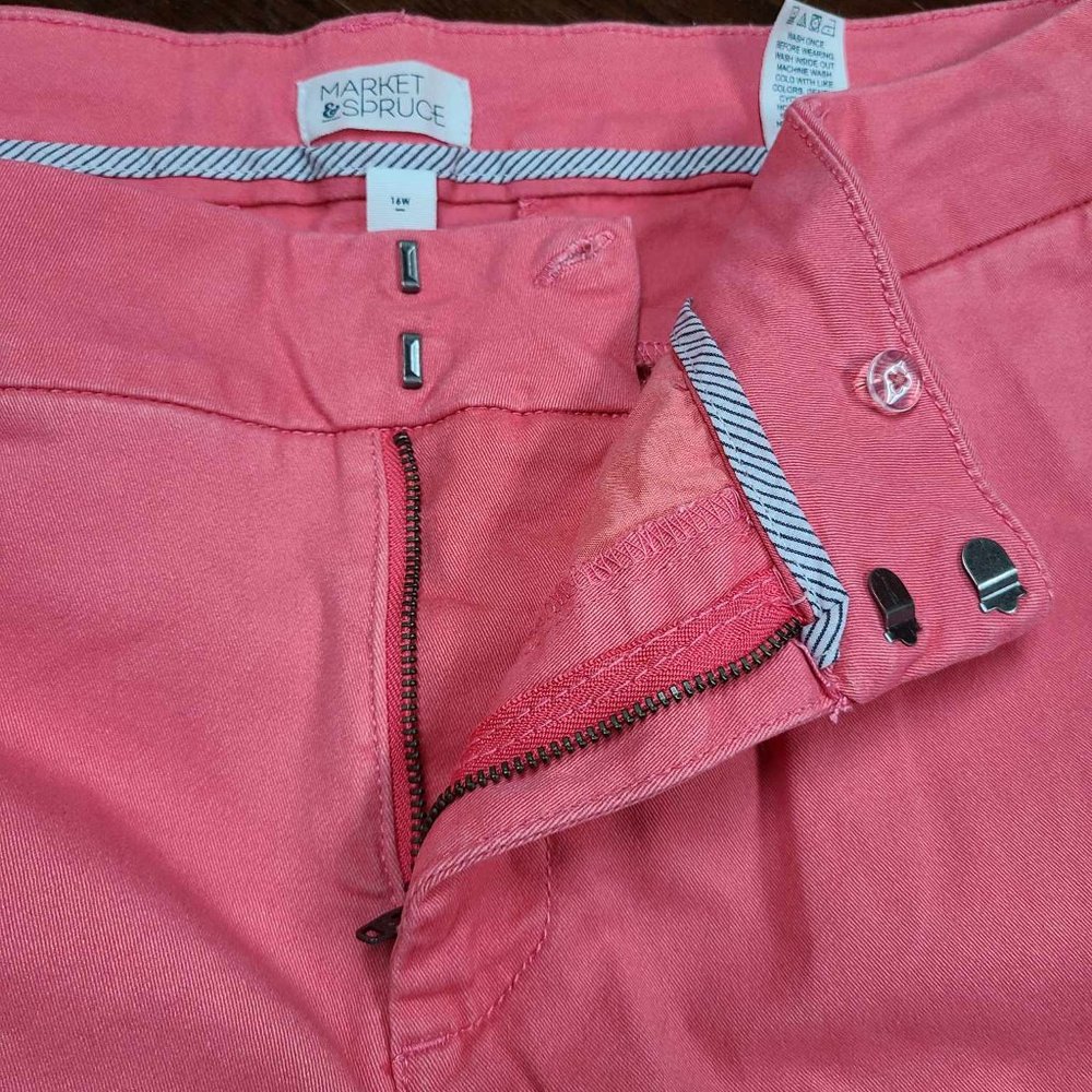Pant - Capri - Picture 2 of 3